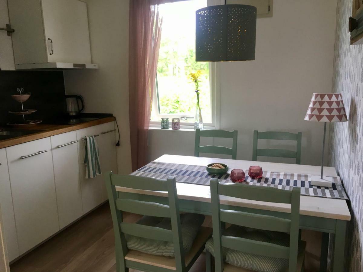 Pensionat Kanalvillan Vaddo Exteriör bild